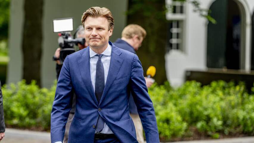 NATO wants 18,000 extra Dutch soldiers and that expenditure is almost double