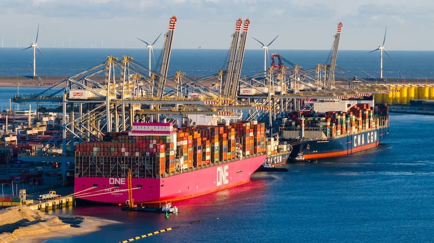 Fins UPM will stop Bouw Fabriek in Rotterdam harbor due to excessive costs