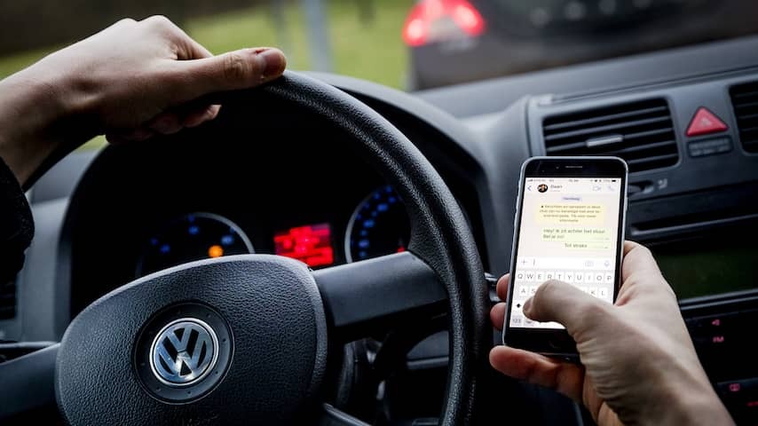 135 people fined because of telephone use behind the wheel on A58