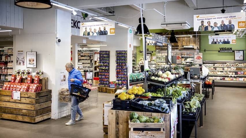 Turnover of organic products in stores last year grew by almost 10 percent