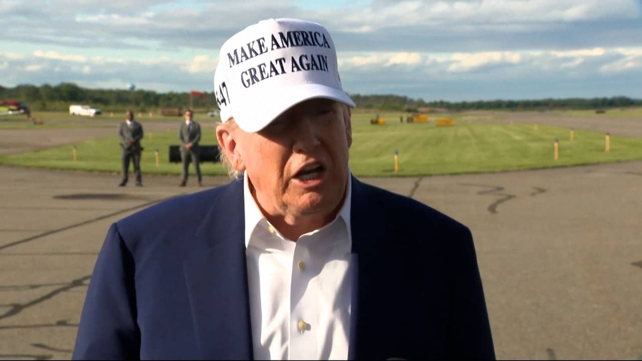 Image from video: Trump over Putin after large air strikes: "What's wrong with that man?"