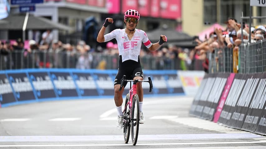 Former Giro winner Carapaz is lurking a lurking with beautiful stage victory