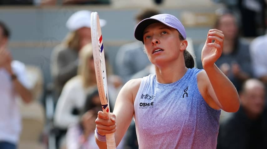 Swiatek beats former US open winner in hunting fifth Roland Garros title