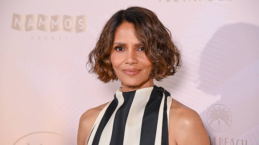 Halle Berry adjusts dress because of stricter clothing rules Film festival Cannes