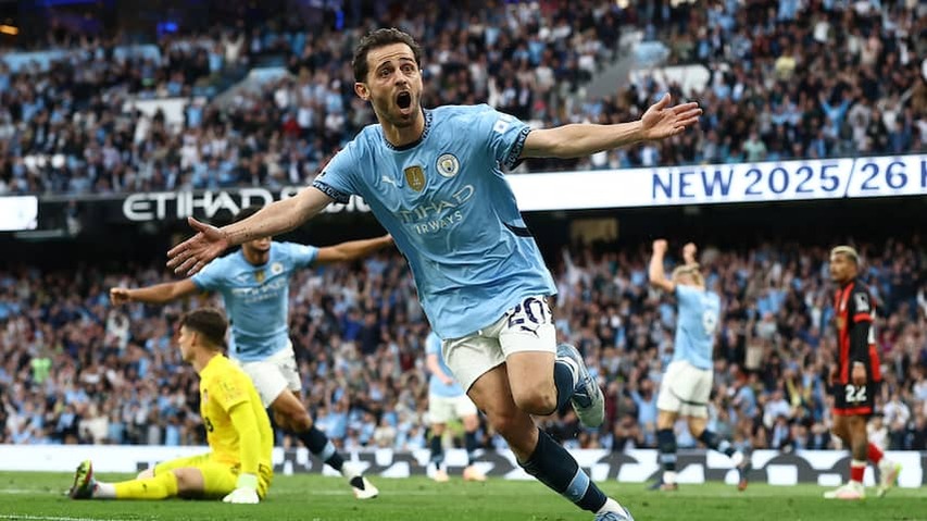 Manchester City takes giant step towards Champions League football