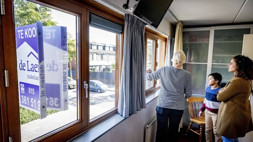 Tenants in expensive areas have children less often