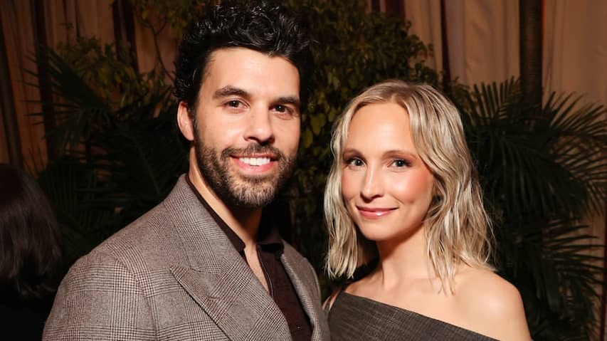 Vampire Diaries actress Candice King and Originals-actor Steven Kroegeer engaged