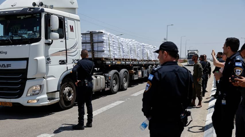 Pope Leo calls for more help for Gaza after a delay in distributing food