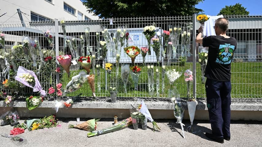 French student who wanted to die assistant 'anyone' killed after reprimand