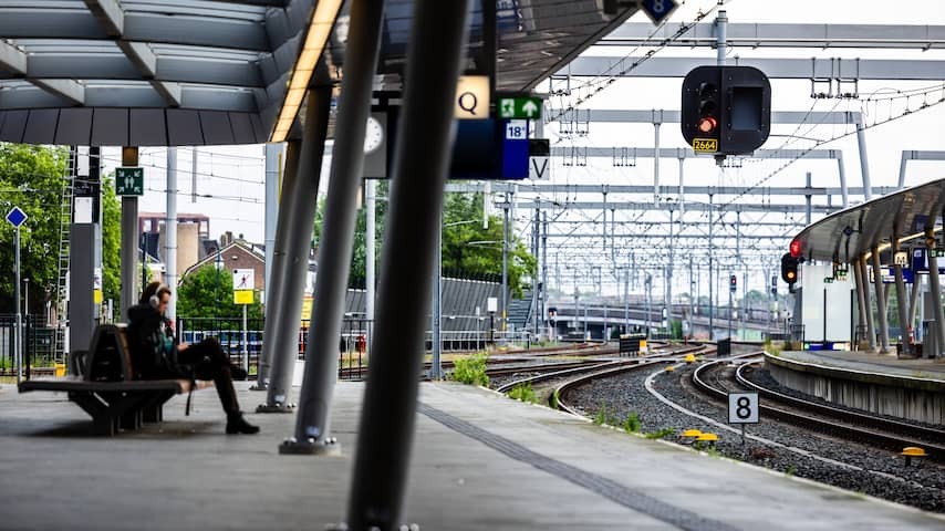 No trains due to NS: more crowds on the road and expected from regional carriers