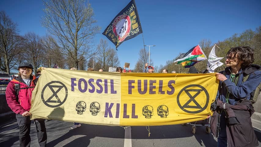 Extinction Rebellion will block A12 in The Hague during NATO top