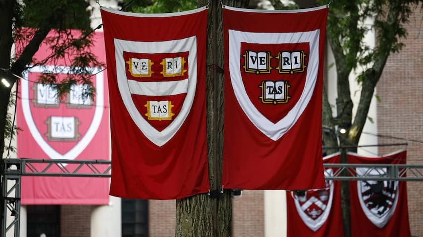 Judge blocks a ban on foreign students at Harvard