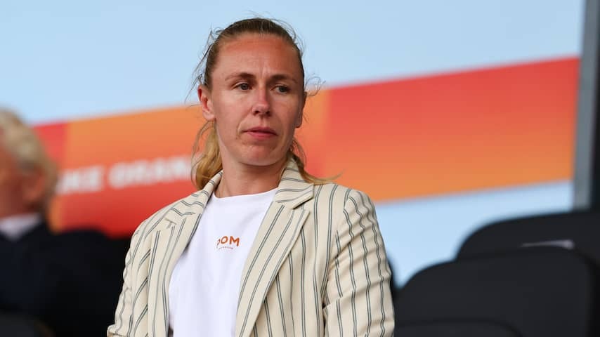 Ajax Women promotes assistant trainer Anouk Bruil (31) to head coach