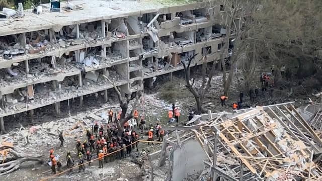 Image from video: Iran hits back after American attack: Israeli buildings in ruins