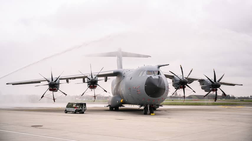 Fifteen EU countries may have budget deficit rise for defense expenditure