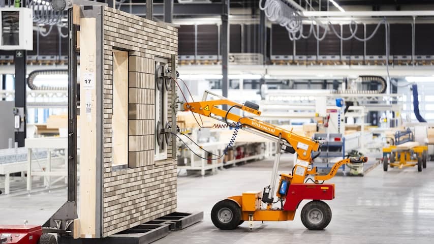 New building crisis threatens as an transition to sustainably designed homes is not forthcoming