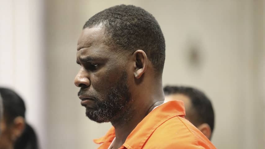 Emergency request R. Kelly as house arrest rejected, singer fears for life in cell