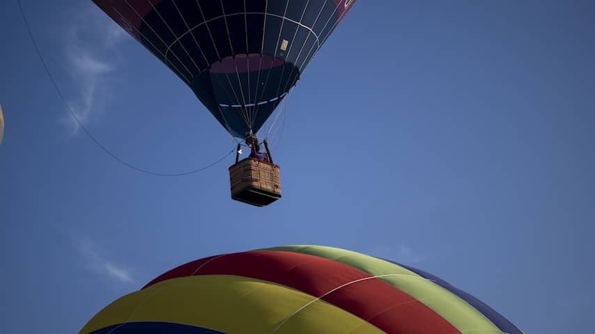 At least eight people died after crash of hot air balloon in Brazil