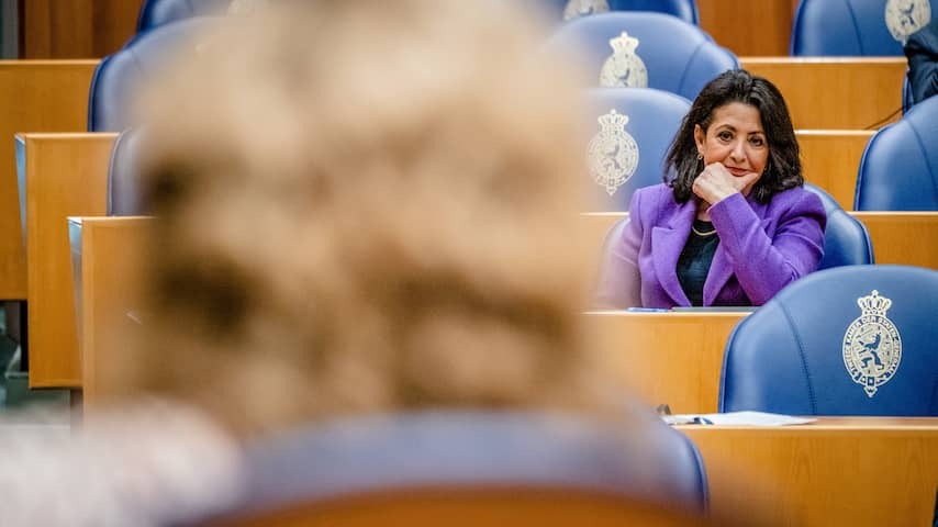 Information officer acquitted of leaks research into former chamber chairman Arib