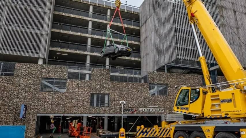 Parking garage Nieuwegein Hospital collapsed due to a design error