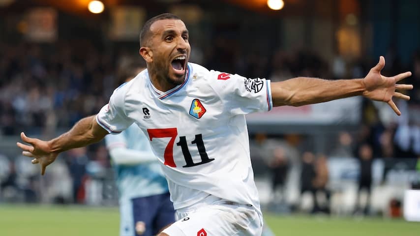 NEC wins Battle of Telstar-outblinker El Kachati and strictly Argentinian keeper