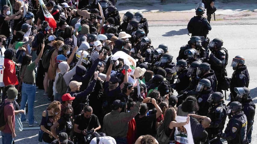 Disragments in Los Angeles do not come out of Trump politically