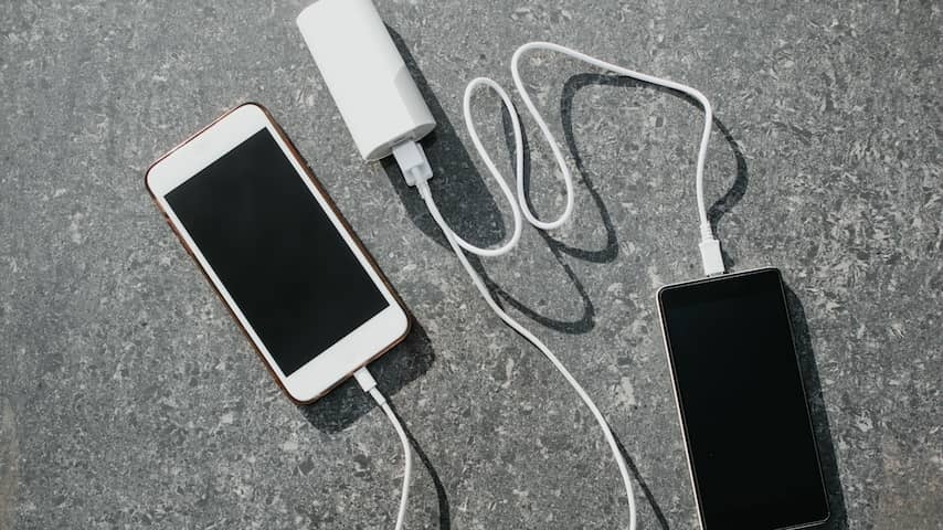 Five tips to charge your smartphone as quickly as possible