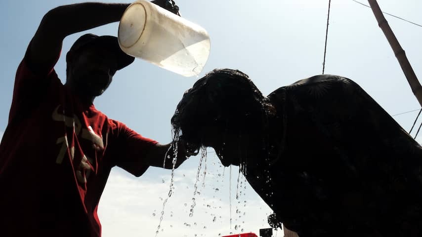Death due to heat fell sharply, but extremely hot days remain dangerous