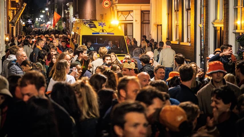 King's Day Hint led to 'uncontrollable' situation Ambulance Service Amsterdam
