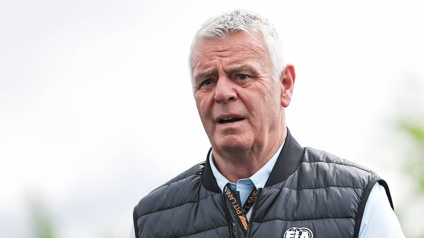 Fia suspends Steward Warwick because of 'thoughtless comments' in the media