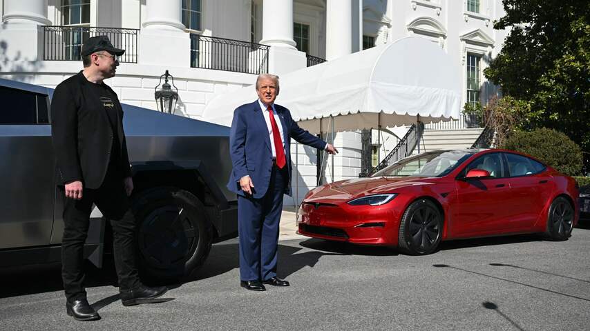 Trump makes no sense to call Musk and wants to get rid of his red Tesla