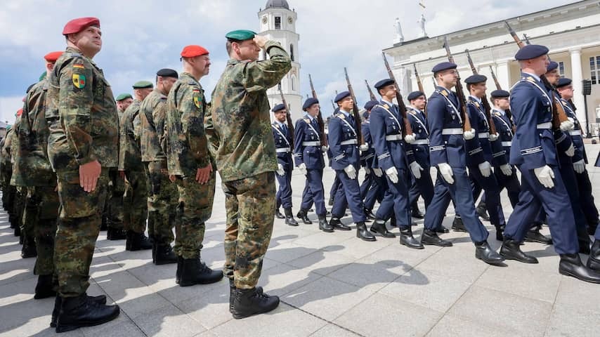 As Spain Dwarsligt, there are more bumps on the way to unity about NATO standard