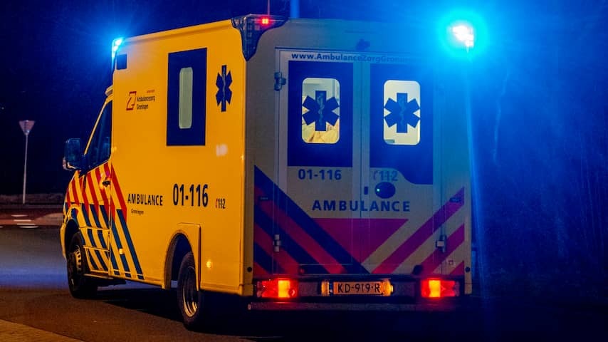 Four injured after the car drives through coach in Hengelo