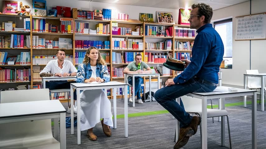 Graduate Pabostudent is given a permanent job in Almere and priority over the home
