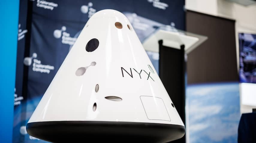 Space company loses ashes from 166 deceased after crash in Pacific Ocean