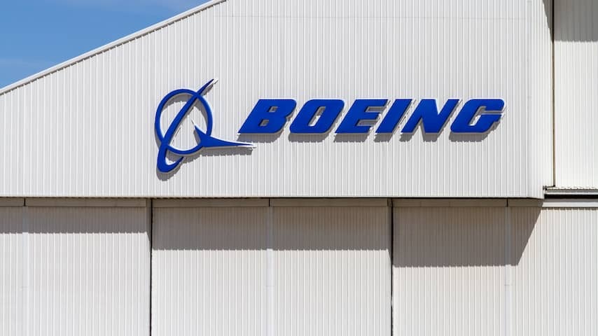 Boeing delivers plane again in China for the first time in months