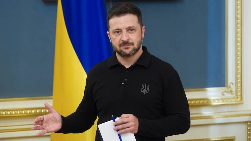 Zelensky at NATO top not yet welcome at meetings, but at Diner at Palace