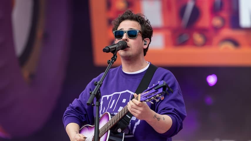 Nielson releases new album Purple Nights in September