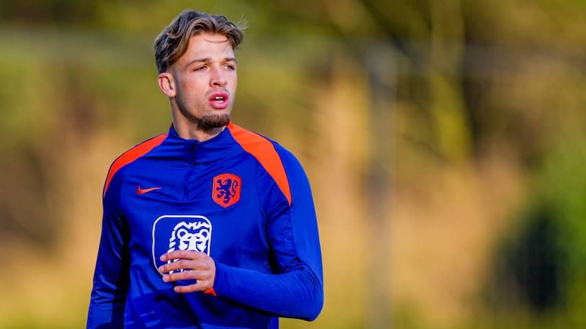 Young Orange talent Valente in the spotlights: 'Sometimes get tired of that hype'