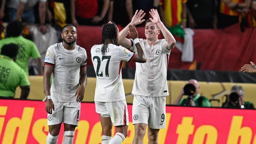 Chelsea flushes hangover at the World Cup and will meet Benfica in the eighth finals