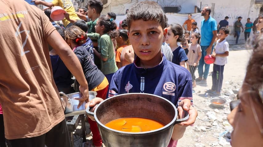 140 Palestinians killed in a day: attacks at tent camp and aid point