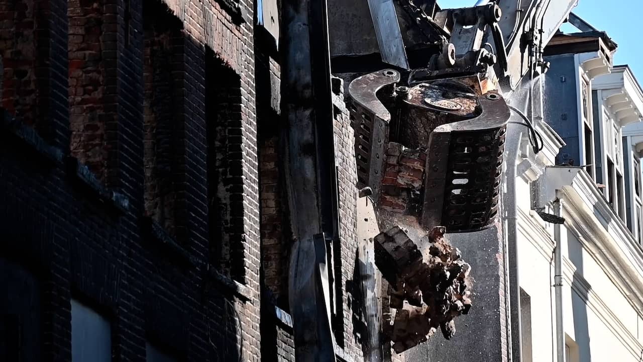 Image from video: Features destroyed by fire in Arnhem are being demolished