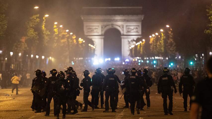French police are bracing themselves for possible new riots: 'are only halfway'