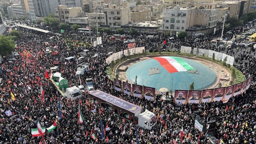 Masses of Iranians on the street for state funeral of killed military leaders