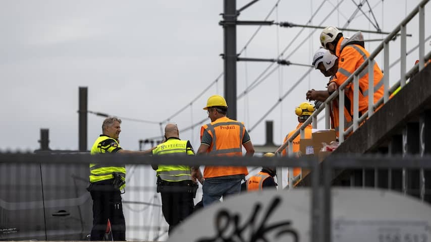 Police are investigating a connection between NATO summit and Spoor Schiphol power outage