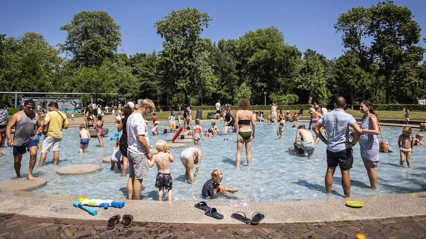 Kruidvat and Trekpleister warn of the risk of drowning at blade tire