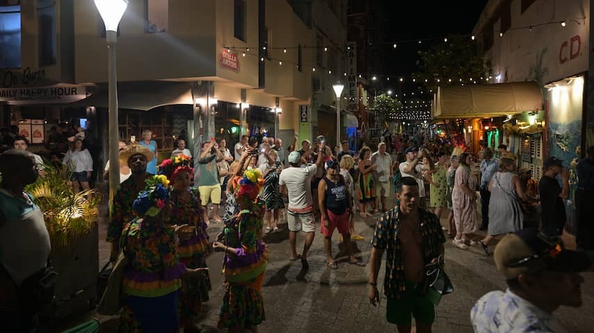 Curaçao must become less dependent on tourism under the new cabinet