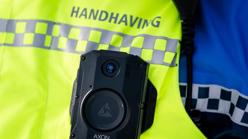 Enforcer kicked by the minor in Ede