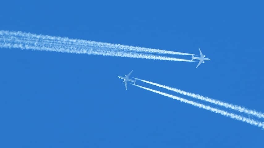 Aircraft over Siberia miss each other at 90 meters: 'Little time for response'