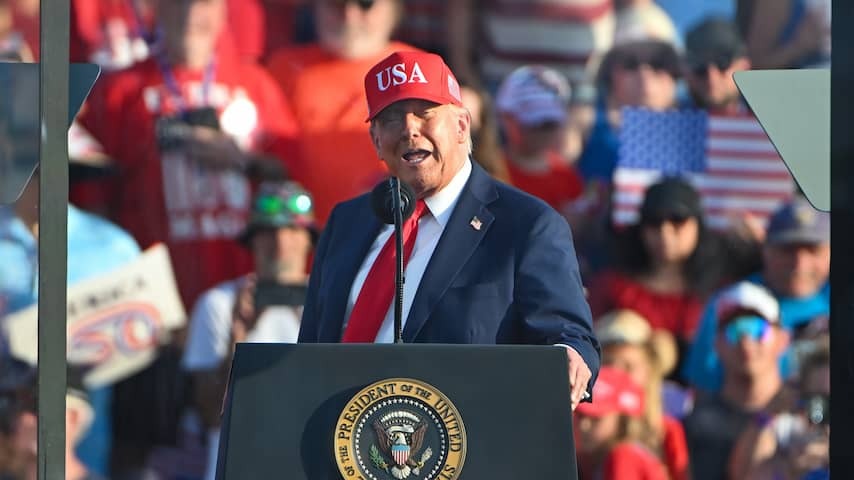 Trump sends ten to twelve letters to countries on import duties